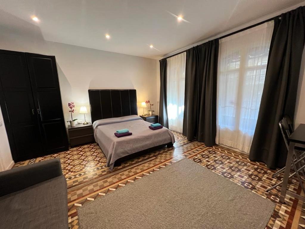 Rooms Balmes Барселона Экстерьер фото