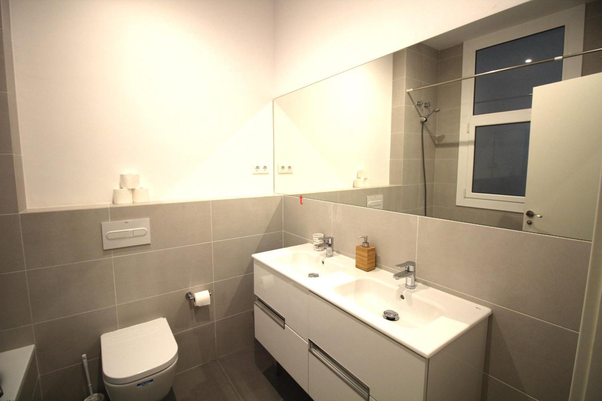 Rooms Balmes Барселона Экстерьер фото