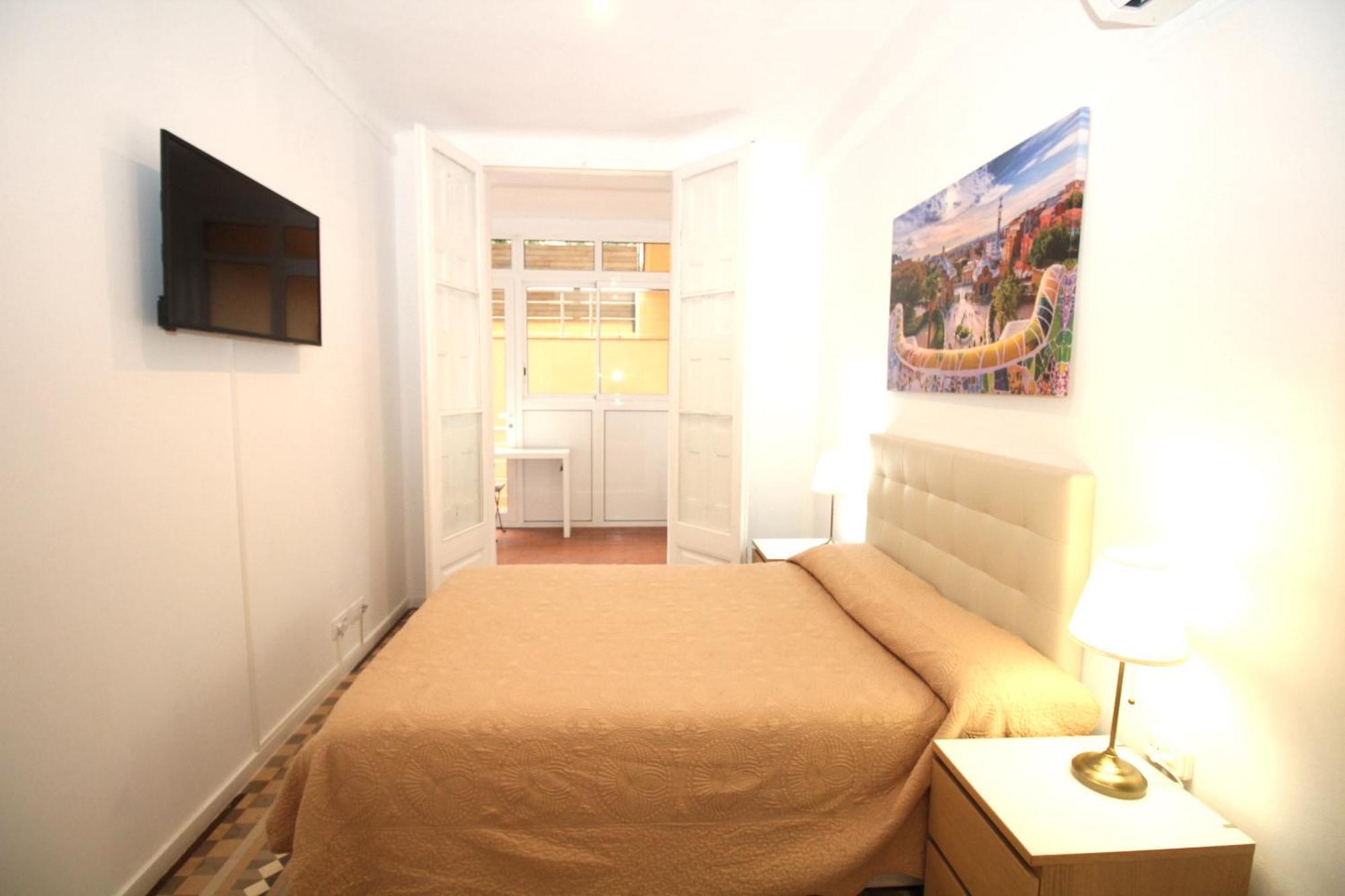 Rooms Balmes Барселона Экстерьер фото