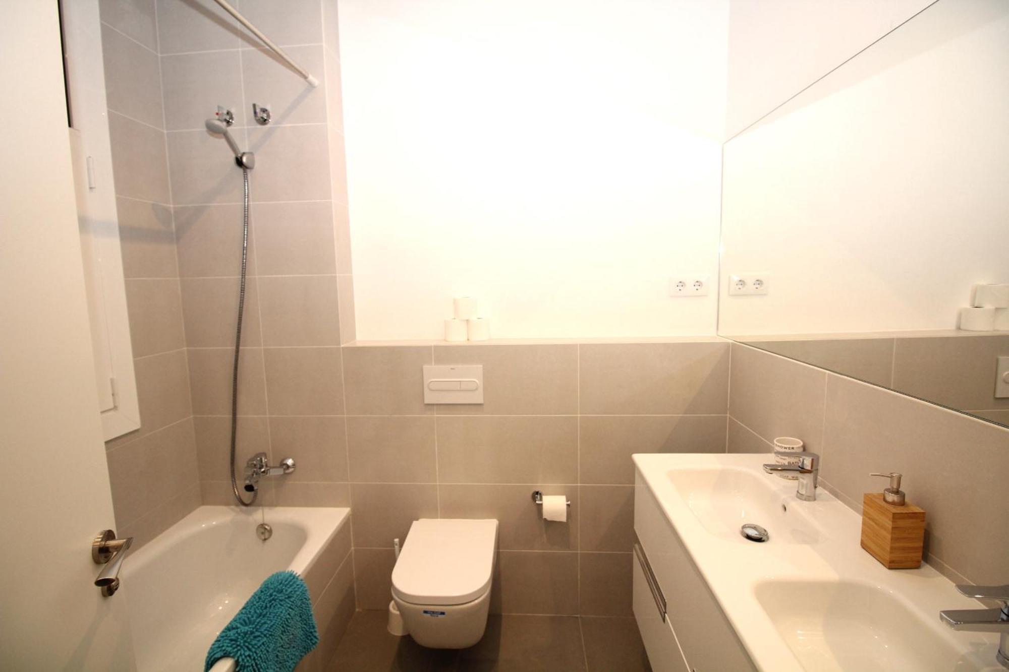 Rooms Balmes Барселона Экстерьер фото