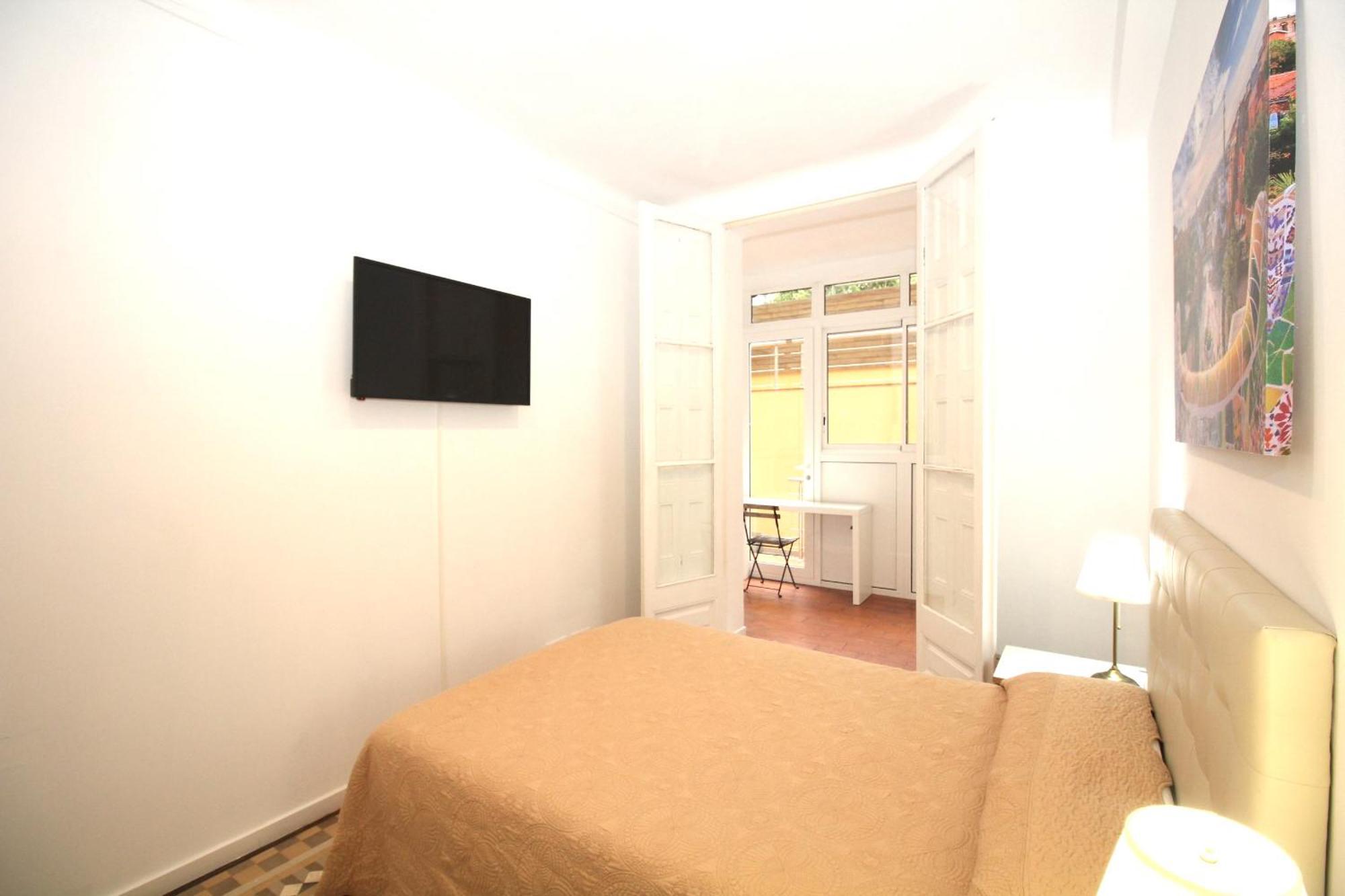Rooms Balmes Барселона Экстерьер фото