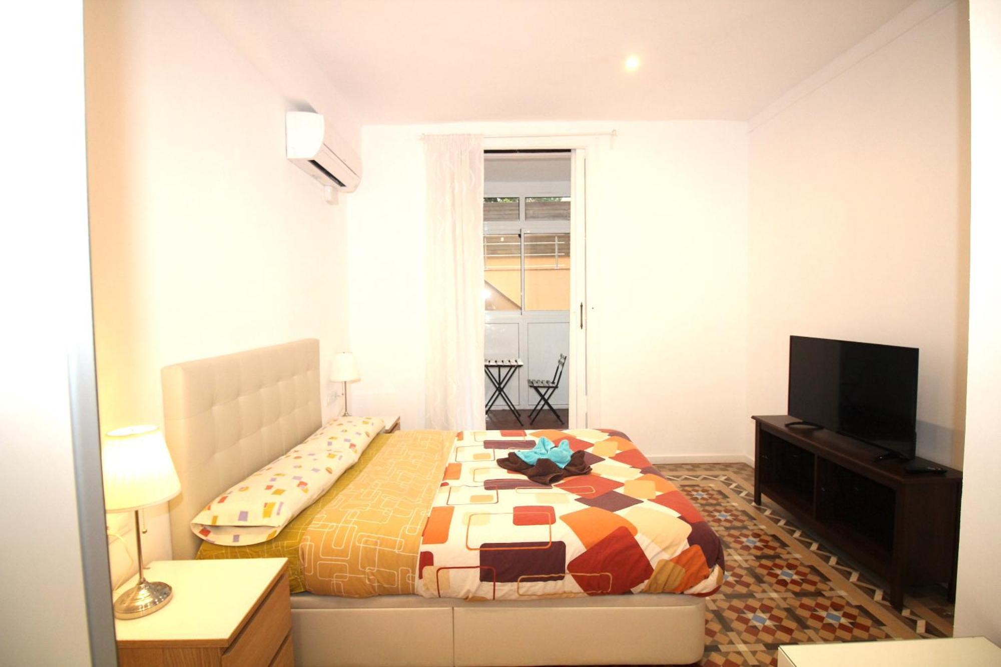 Rooms Balmes Барселона Экстерьер фото