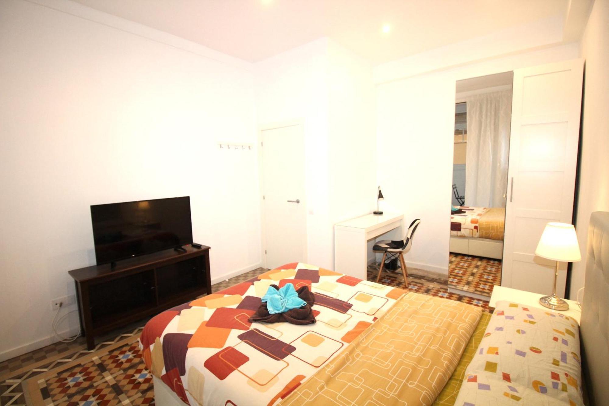 Rooms Balmes Барселона Экстерьер фото