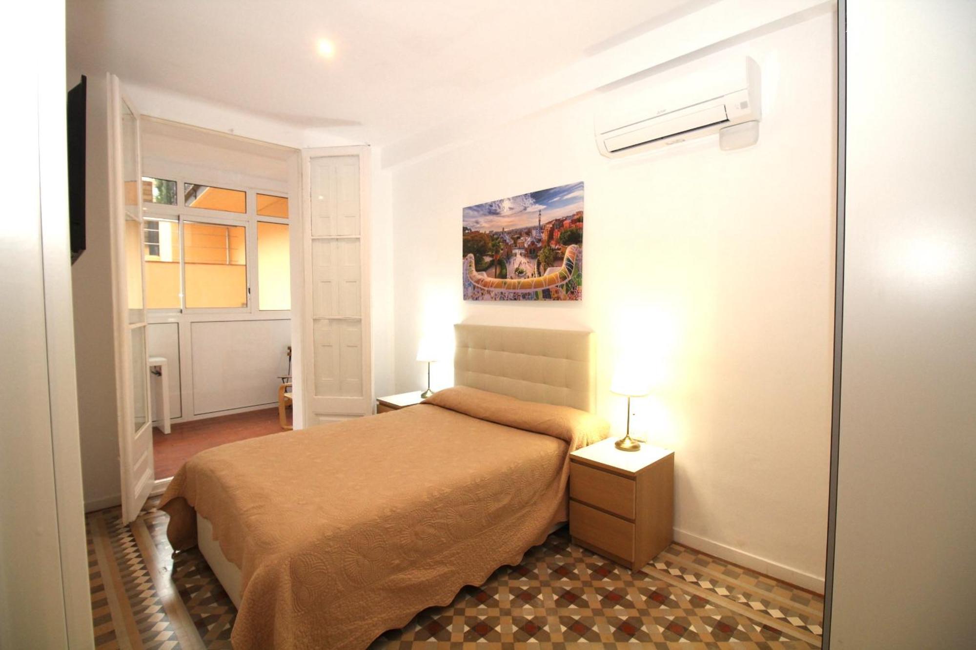 Rooms Balmes Барселона Экстерьер фото