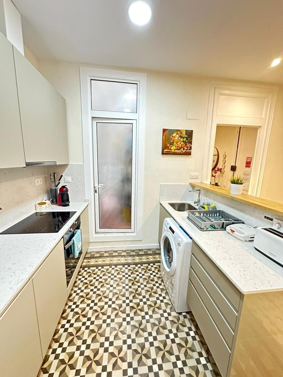 Rooms Balmes Барселона Экстерьер фото