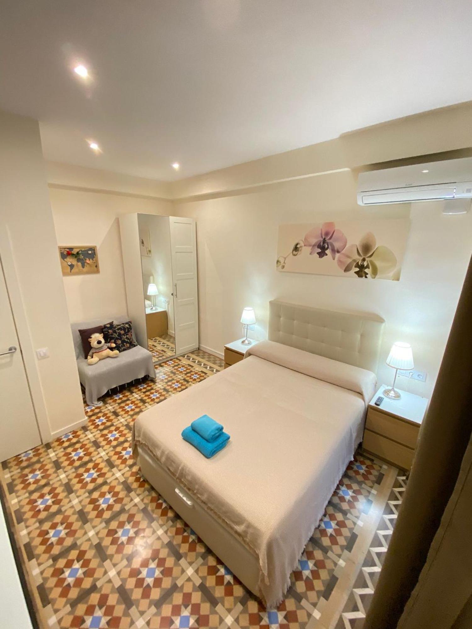 Rooms Balmes Барселона Экстерьер фото